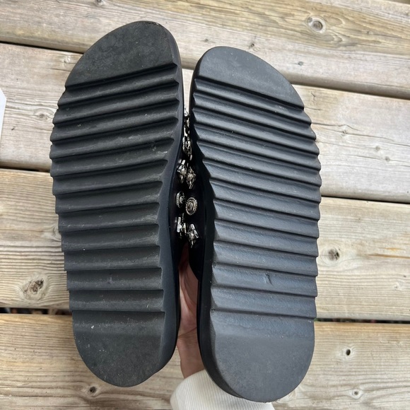 TOGA PULLA Black Double Buckle Charms Sandals - Picture 7 of 7